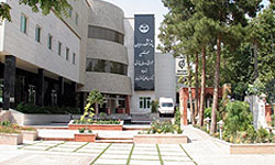 استاد دانشگاه علوم پزشکی شیراز برگزیده شد